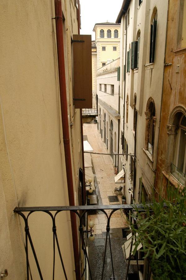 Apartamento Il Panorama Di Giulietta Verona Exterior foto